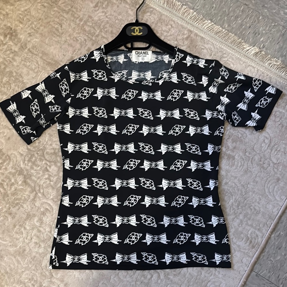 Chanel Black and White Graphic T-Shirt